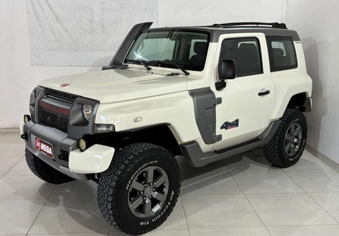 Troller T-4 2015 Branco — foto 1 de 3