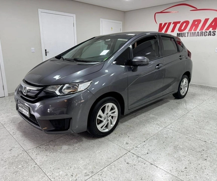 Honda Fit 2015 Cinza — foto 1 de 3
