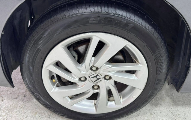 imagem-https://www.socarrao.com.br/sc-vehicle-images-prod/3521113/1788005302938-5a71e81ad97343f196f3f73910a5ec8d_1787926097959.jpg