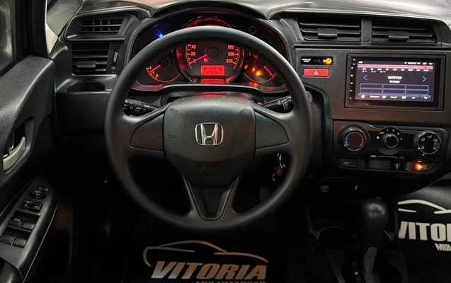 imagem-https://www.socarrao.com.br/sc-vehicle-images-prod/3521113/1788005302941-5ba490a742ab471ea16e5f041b59eb05_1787926097975.jpg
