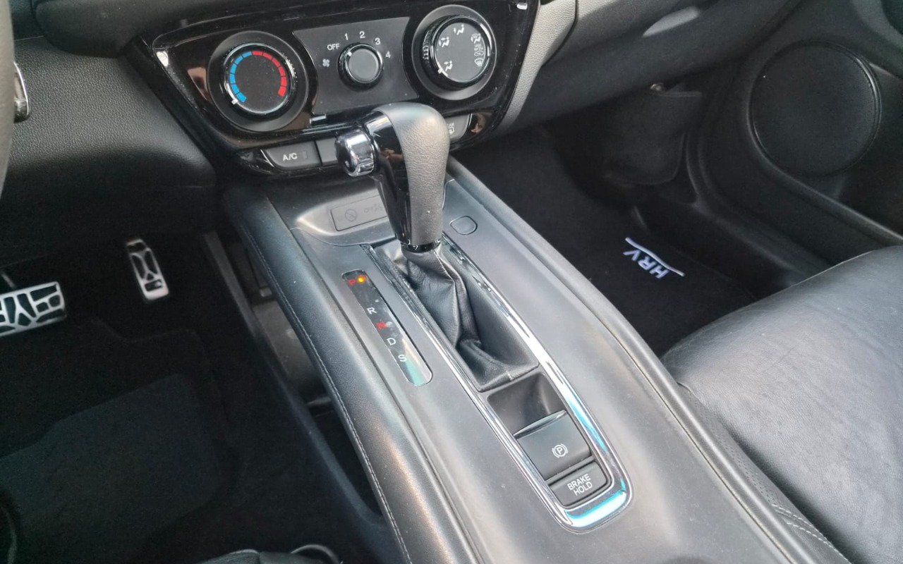 imagem-https://www.socarrao.com.br/sc-vehicle-images-prod/3521119/1788005405015-V2hhdHNBcHAgSW1hZ2UgMjAyNi0wOC0yOSBhdCAwOC40OC41NSAoMikuanBlZw.jpeg