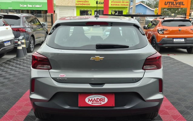imagem-https://www.socarrao.com.br/sc-vehicle-images-prod/3521174/1788006830904-003_8698027f4eb9144c9310a5832aa26c94.jpg