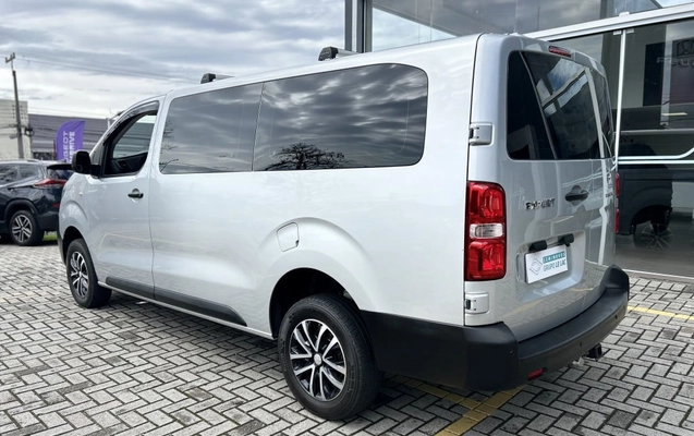 imagem-https://www.socarrao.com.br/sc-vehicle-images-prod/3521176/1789652684450-vehicle_image_1788278168_17dbc891dea11087c7e48c3c743fb19b.jpeg