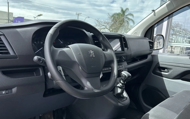 imagem-https://www.socarrao.com.br/sc-vehicle-images-prod/3521176/1789652684453-vehicle_image_1788278146_f86d9c3ea0b99115a3e8357b93eda63a.jpeg