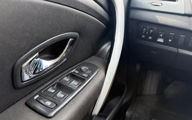 imagem-https://www.socarrao.com.br/sc-vehicle-images-prod/3521178/1788014960960-8429909_14_B_7d4d54842b.jpeg