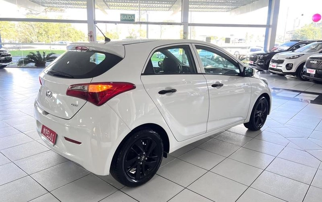 imagem-https://www.socarrao.com.br/sc-vehicle-images-prod/3521195/1790000315656-8429956_10_B_87339b2a70.jpeg