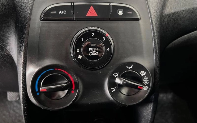 imagem-https://www.socarrao.com.br/sc-vehicle-images-prod/3521195/1790000315665-8429956_12_B_906f3c4bc8.jpeg