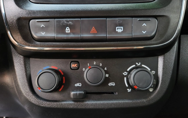 imagem-https://www.socarrao.com.br/sc-vehicle-images-prod/3521214/1788007977810-V2hhdHNBcHAgSW1hZ2UgMjAyNi0wOC0yOSBhdCAwOS4zNC41NyAoMSkuanBlZw.jpeg