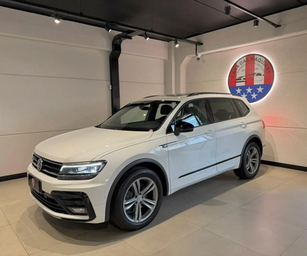 Volkswagen Tiguan 2021 Branco — foto 1 de 3