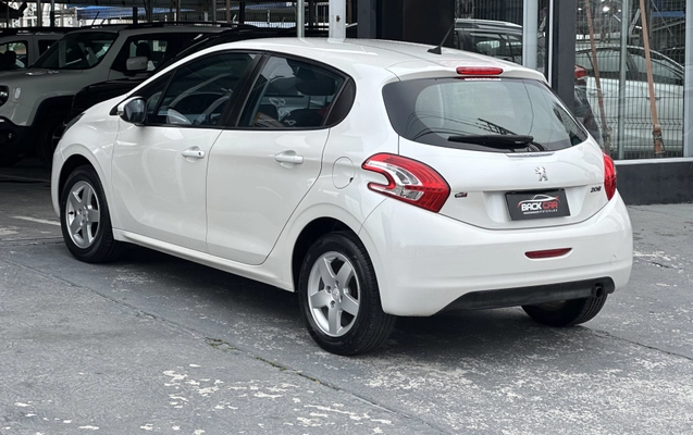 imagem-https://www.socarrao.com.br/sc-vehicle-images-prod/3521239/1789071120730-003_64f8fc2c842e1901b864184426bfeeba.jpeg