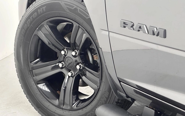 imagem-https://www.socarrao.com.br/sc-vehicle-images-prod/3521256/1788285094087-8bbe09245b844d7a81a4077ed4c06f47_1788285065161.jpg