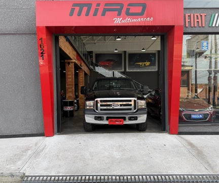 Ford F-250 2004 Preto — foto 1 de 3
