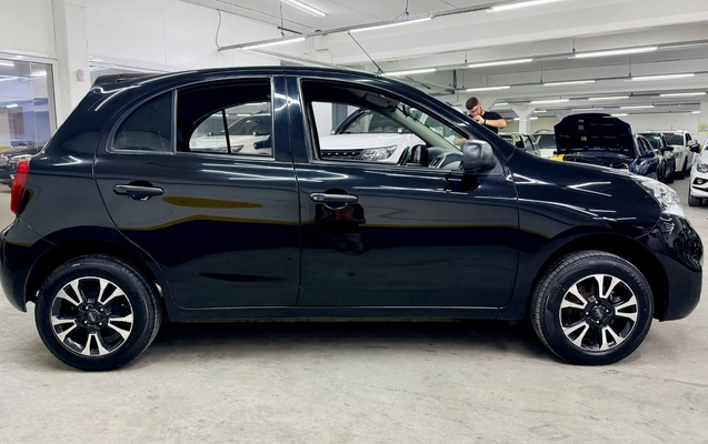 imagem-https://www.socarrao.com.br/sc-vehicle-images-prod/3521290/1788630453545-fa400e0101274e9ba049bf638ffbd772_1787945423467.jpg