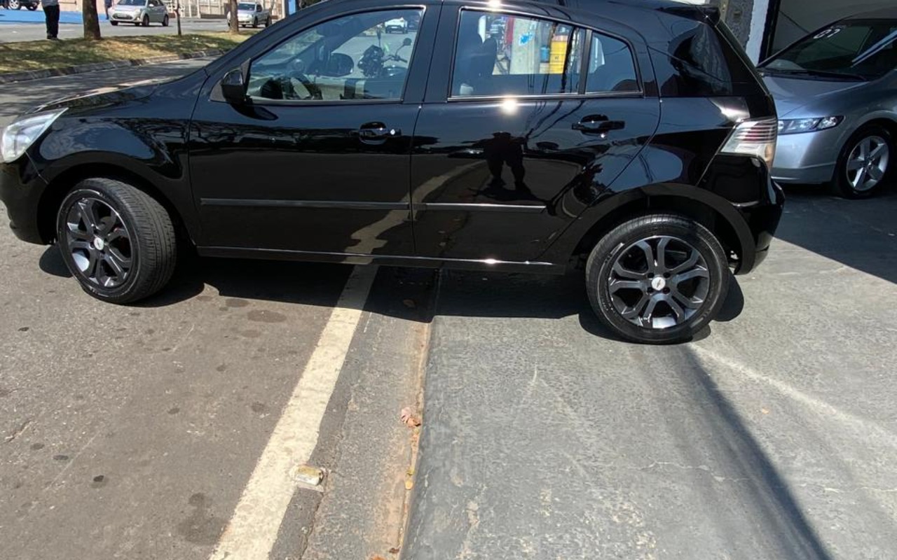 imagem-https://www.socarrao.com.br/sc-vehicle-images-prod/3521295/1788009846313-V2hhdHNBcHAgSW1hZ2UgMjAyNi0wOC0yOSBhdCAwOS4yNy4zNDMzLmpwZWc.jpeg
