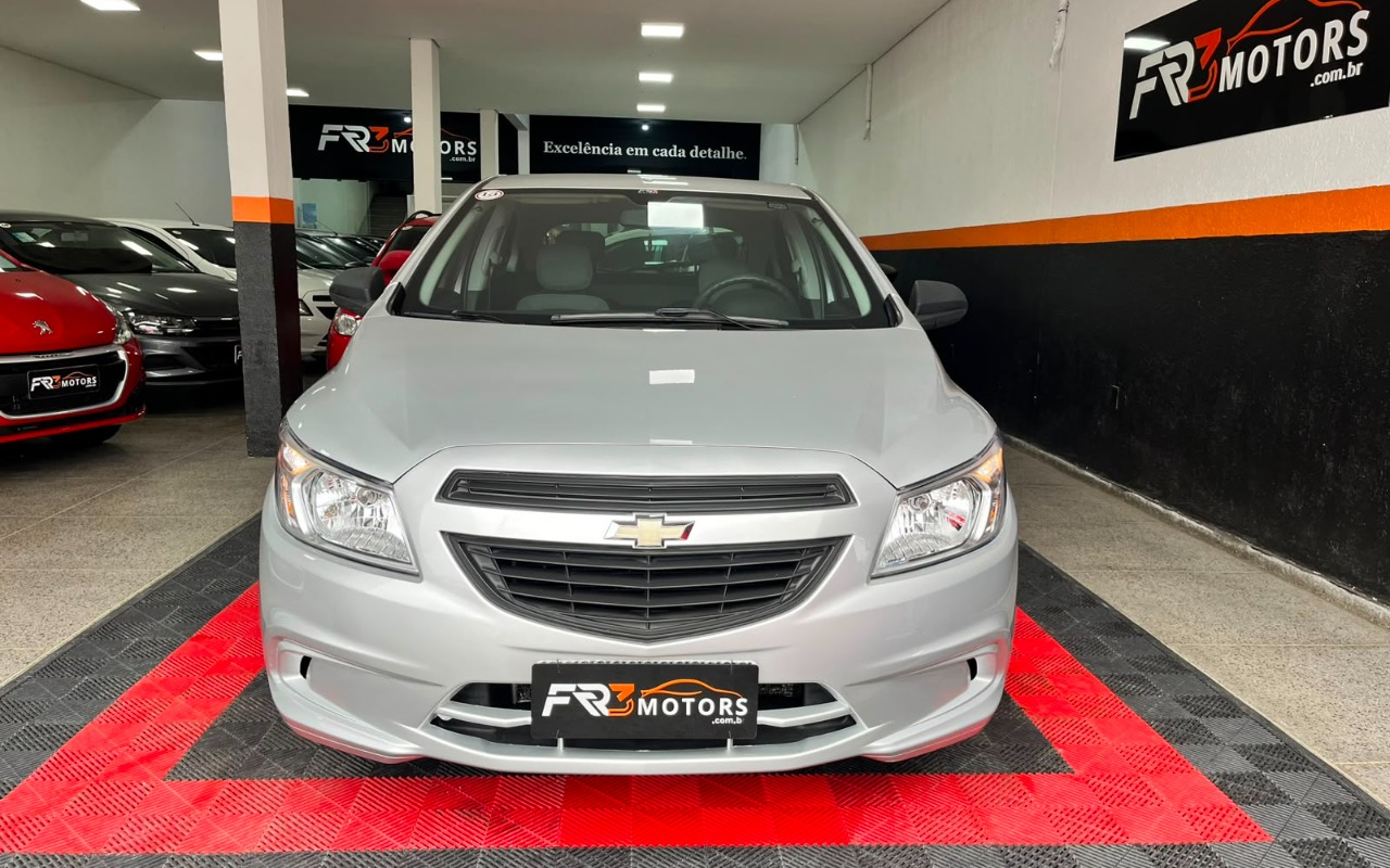 imagem-https://www.socarrao.com.br/sc-vehicle-images-prod/3521306/1788456271090-V2hhdHNBcHAgSW1hZ2UgMjAyNi0wOC0xOSBhdCAxNi4xMi41NCAoMTcpLmpwZWc.jpeg