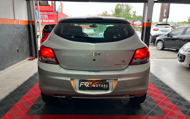 imagem-https://www.socarrao.com.br/sc-vehicle-images-prod/3521306/1788456271395-V2hhdHNBcHAgSW1hZ2UgMjAyNi0wOC0xOSBhdCAxNi4xMi41NCAoMTUpLmpwZWc.jpeg