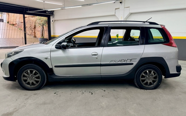 imagem-https://www.socarrao.com.br/sc-vehicle-images-prod/3521311/1788010183122-b213169ca65444e18be392db2f917da9_1786647488266.jpg