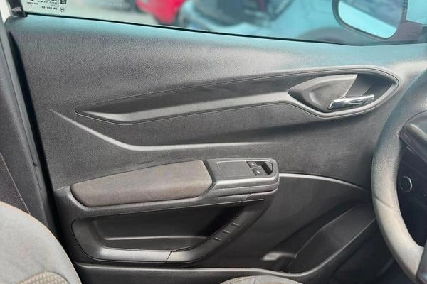 imagem-https://www.socarrao.com.br/sc-vehicle-images-prod/3521314/1788010220573-8323679_3_B_e2769eba57.jpeg
