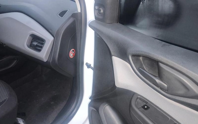 imagem-https://www.socarrao.com.br/sc-vehicle-images-prod/3521315/1788010250781-8371173_0_B_2a5a7e7c44.jpeg