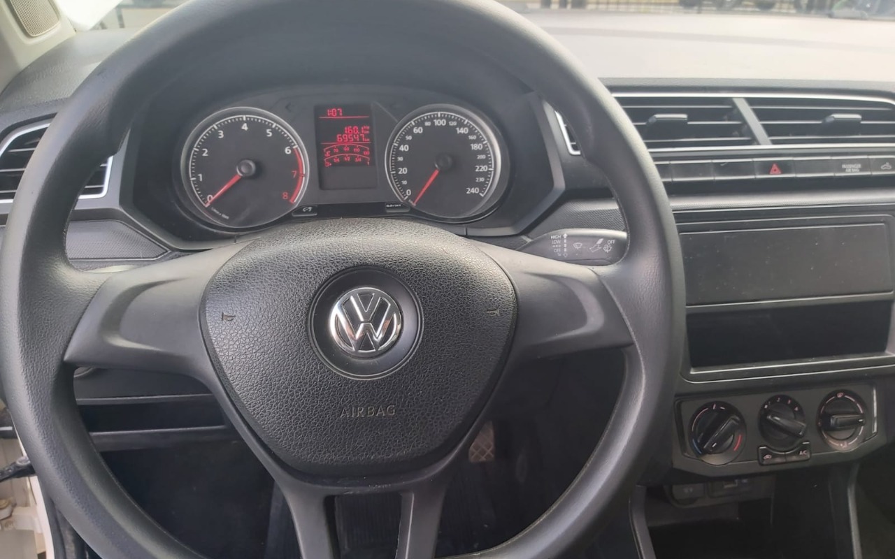 imagem-https://www.socarrao.com.br/sc-vehicle-images-prod/3521318/1788010295006-V2hhdHNBcHAgSW1hZ2UgMjAyNi0wOC0yOCBhdCAxNi40MC40MSAoMykuanBlZw.jpeg