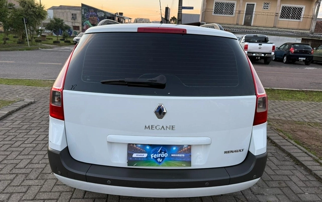 imagem-https://www.socarrao.com.br/sc-vehicle-images-prod/3521339/1788010940777-V2hhdHNBcHAgSW1hZ2UgMjAyNi0wOC0yNyBhdCAxOS40My4zMiAoMSkuanBlZw.jpeg