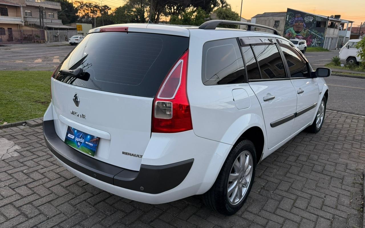 imagem-https://www.socarrao.com.br/sc-vehicle-images-prod/3521339/1788010940957-V2hhdHNBcHAgSW1hZ2UgMjAyNi0wOC0yNyBhdCAxOS40My4zMy5qcGVn.jpeg