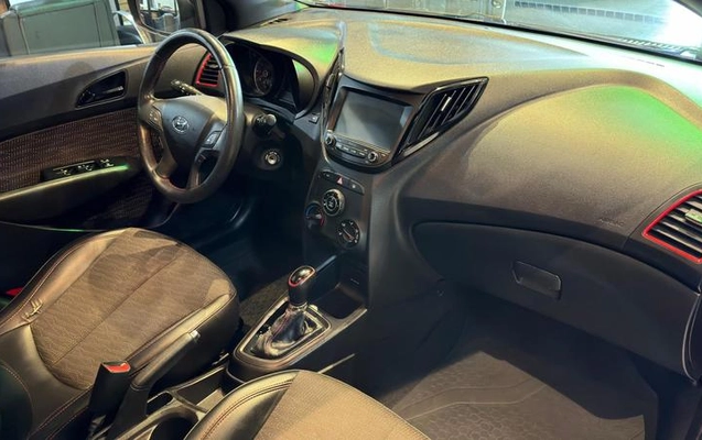 imagem-https://www.socarrao.com.br/sc-vehicle-images-prod/3521351/1789161436228-8430281_9_B_a3f36defb9.jpeg