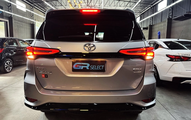 imagem-https://www.socarrao.com.br/sc-vehicle-images-prod/3521359/1788011558811-003_7c8623357f6b1ddbc0c2d09459b35f44.jpg