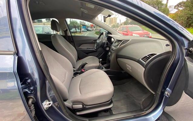 imagem-https://www.socarrao.com.br/sc-vehicle-images-prod/3521363/1788011672023-OS5qcGVn.jpeg