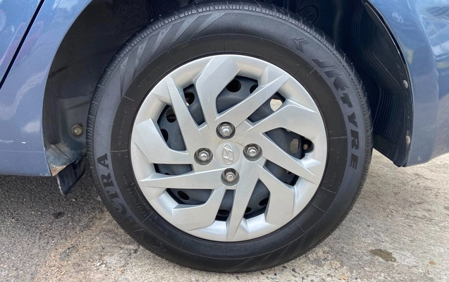 imagem-https://www.socarrao.com.br/sc-vehicle-images-prod/3521363/1788011672483-V2hhdHNBcHAgSW1hZ2UgMjAyNi0wOC0yNiBhdCAxNS4yNS40OCAoMikuanBlZw.jpeg
