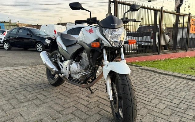 imagem-https://www.socarrao.com.br/sc-vehicle-images-prod/3521369/1788011756979-V2hhdHNBcHAgSW1hZ2UgMjAyNi0wOC0yNyBhdCAxOS40NC4yMC5qcGVn.jpeg
