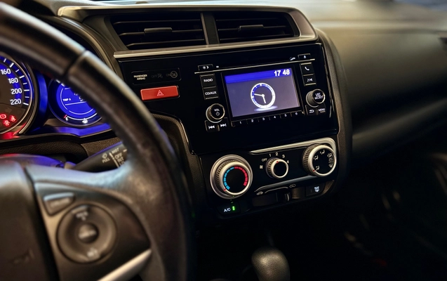 imagem-https://www.socarrao.com.br/sc-vehicle-images-prod/3521380/1789414035626-7bcc36a7129c4d16a848c953326f102c_1788009140592.jpg