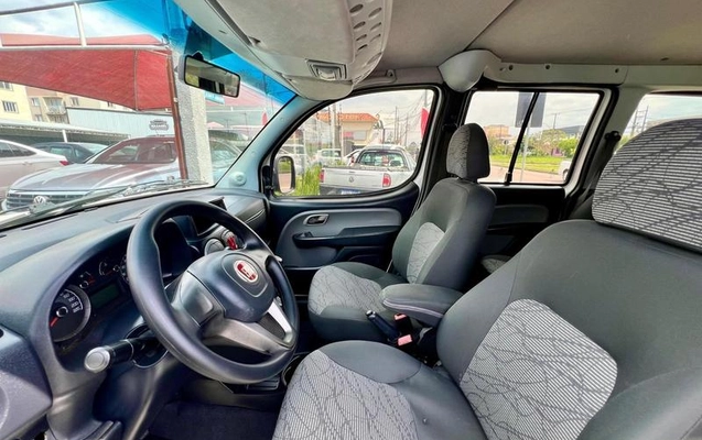 imagem-https://www.socarrao.com.br/sc-vehicle-images-prod/3521383/1788012017459-8430363_16_B_552ae08982.jpeg