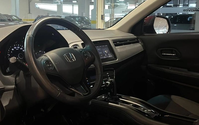 imagem-https://www.socarrao.com.br/sc-vehicle-images-prod/3521393/1788534578914-8430329_0_B_425722bd64.jpeg