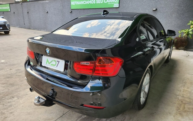 imagem-https://www.socarrao.com.br/sc-vehicle-images-prod/3521477/1788012495517-V2hhdHNBcHAgSW1hZ2UgMjAyNi0wOC0yOSBhdCAwOS4zNC4yMSAoMSkuanBlZw.jpeg