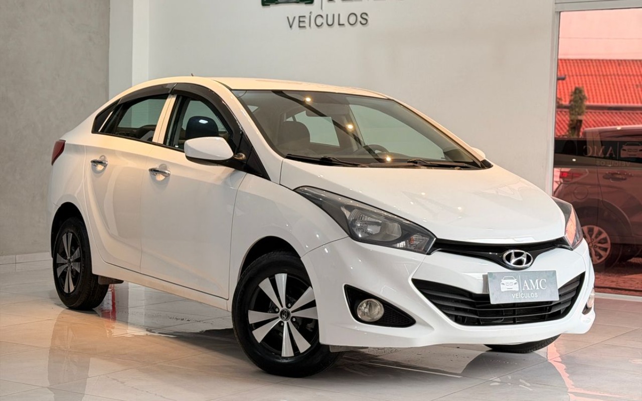 Hyundai HB20S 2015 Branco — foto 1 de 3
