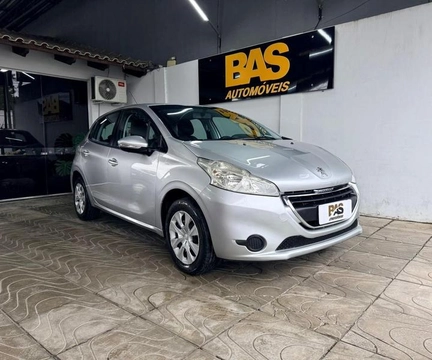 Peugeot 208 2014 Prata — foto 1 de 3