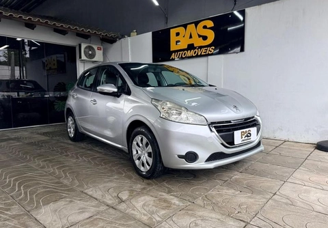 Peugeot 208 2014 Prata — foto 1 de 3