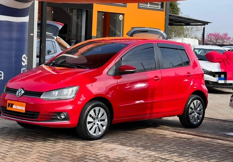 Volkswagen Fox 2015 Vermelho — foto 1 de 3