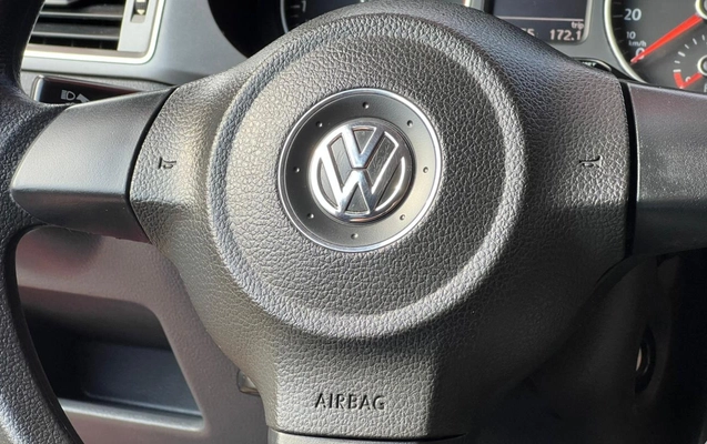 imagem-https://www.socarrao.com.br/sc-vehicle-images-prod/3521512/1788013492223-V2hhdHNBcHAgSW1hZ2UgMjAyNi0wOC0yOSBhdCAwOS4zNC4xMiAoMSkuanBlZw.jpeg