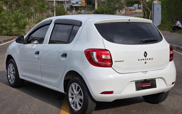 imagem-https://www.socarrao.com.br/sc-vehicle-images-prod/3521516/1788405055315-8410017_0_B_6389edb78e.jpeg