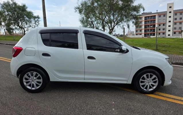imagem-https://www.socarrao.com.br/sc-vehicle-images-prod/3521516/1788405055321-8410017_0_B_4f0c0dd10b.jpeg