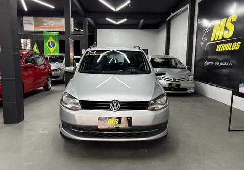 Volkswagen SpaceFox 2014 Prata — foto 1 de 3