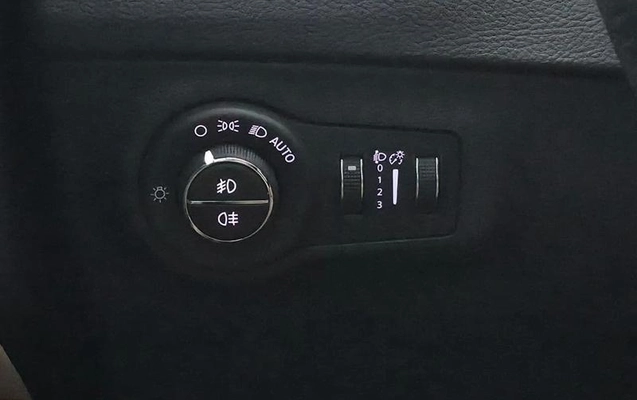 imagem-https://www.socarrao.com.br/sc-vehicle-images-prod/3521540/1789060568348-8421483_0_B_1092990505.jpeg