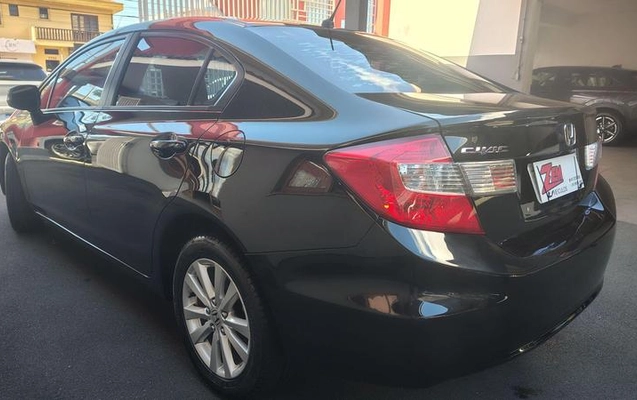 imagem-https://www.socarrao.com.br/sc-vehicle-images-prod/3521566/1788291867333-8427474_10_B_8881ddc4ad.jpeg