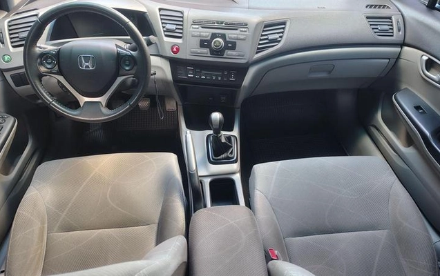imagem-https://www.socarrao.com.br/sc-vehicle-images-prod/3521566/1788291867337-8427474_13_B_703dcd4fea.jpeg