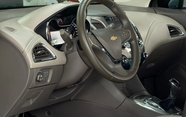 imagem-https://www.socarrao.com.br/sc-vehicle-images-prod/3521574/1788014425411-003_09ba8768103a27e839d0a15e85b79ade.jpeg