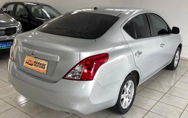 imagem-https://www.socarrao.com.br/sc-vehicle-images-prod/3521577/1789499437459-8387901_5_B_e54d1e7e59.jpeg