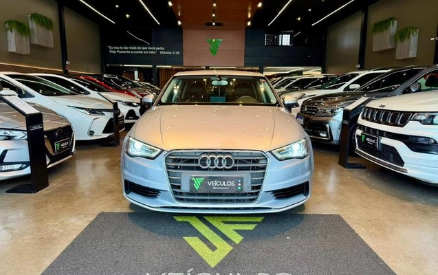 imagem-https://www.socarrao.com.br/sc-vehicle-images-prod/3521589/1788875389860-8430682_7_B_8bdbfff048.jpeg