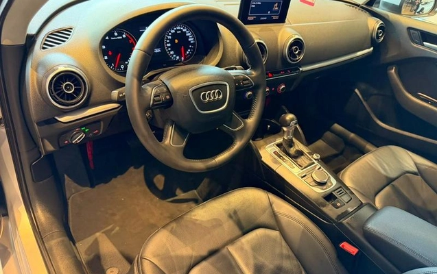 imagem-https://www.socarrao.com.br/sc-vehicle-images-prod/3521589/1788875389877-8430682_8_B_497d6ddeab.jpeg